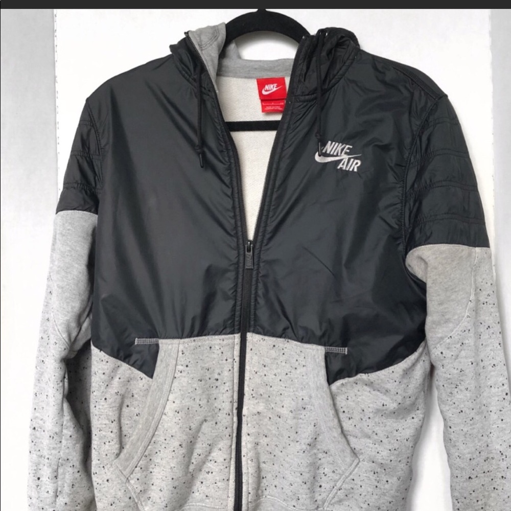 Nike Air Windbreaker